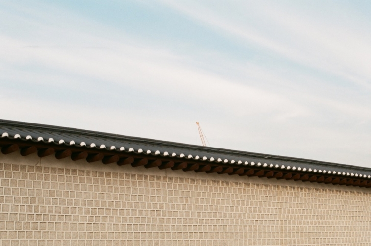 http://www.ischoi.com/files/gimgs/th-8_Fake Landscape_14_1200 .jpg